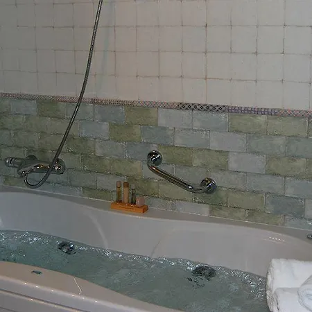 Hotel Arcos 2*