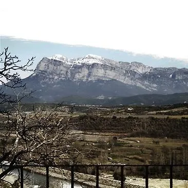 Arcos فندق Aínsa