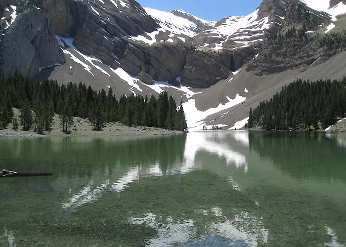 ロス アルコス ホテル アインサ